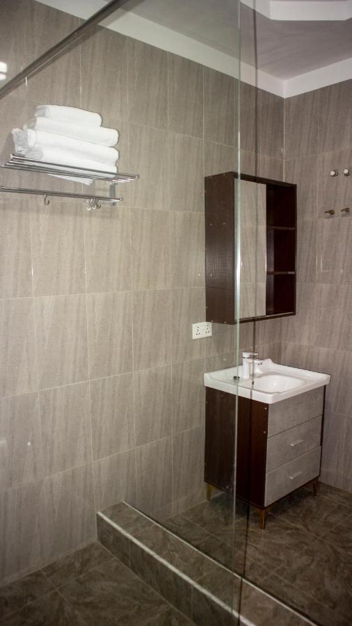 Kislas Luxury Hotel Adenta 외부 사진