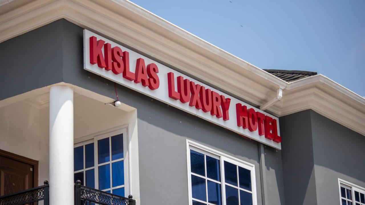 Kislas Luxury Hotel Adenta 외부 사진